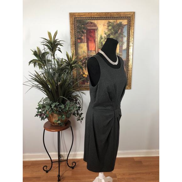 Bailey 44 Charcoal Grey Sleeveless L Shift Dress with a front knot detail Artsy - Picture 2 of 9